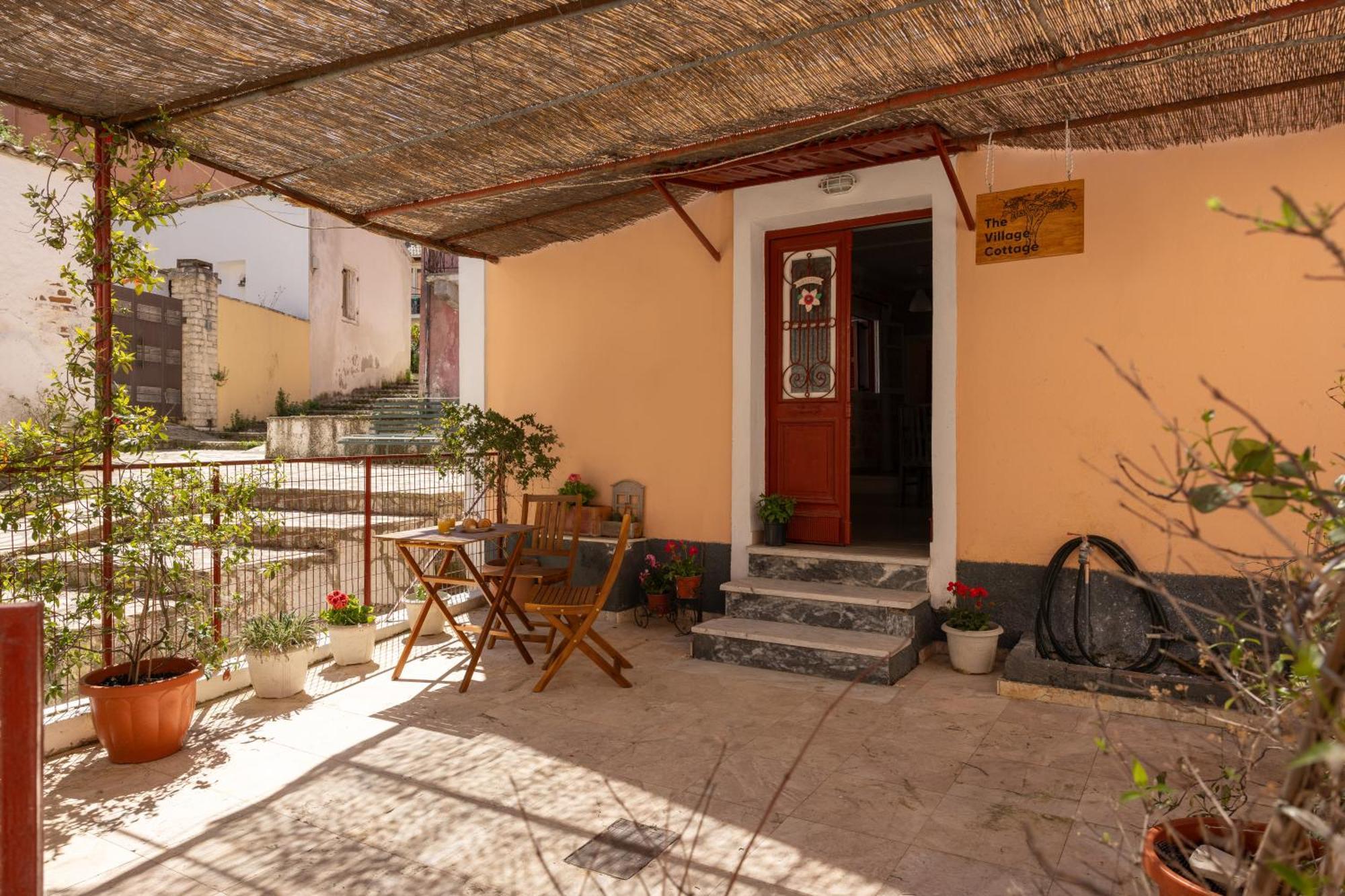 The Village Cottage - Benitses Μπενίτσες Εξωτερικό φωτογραφία